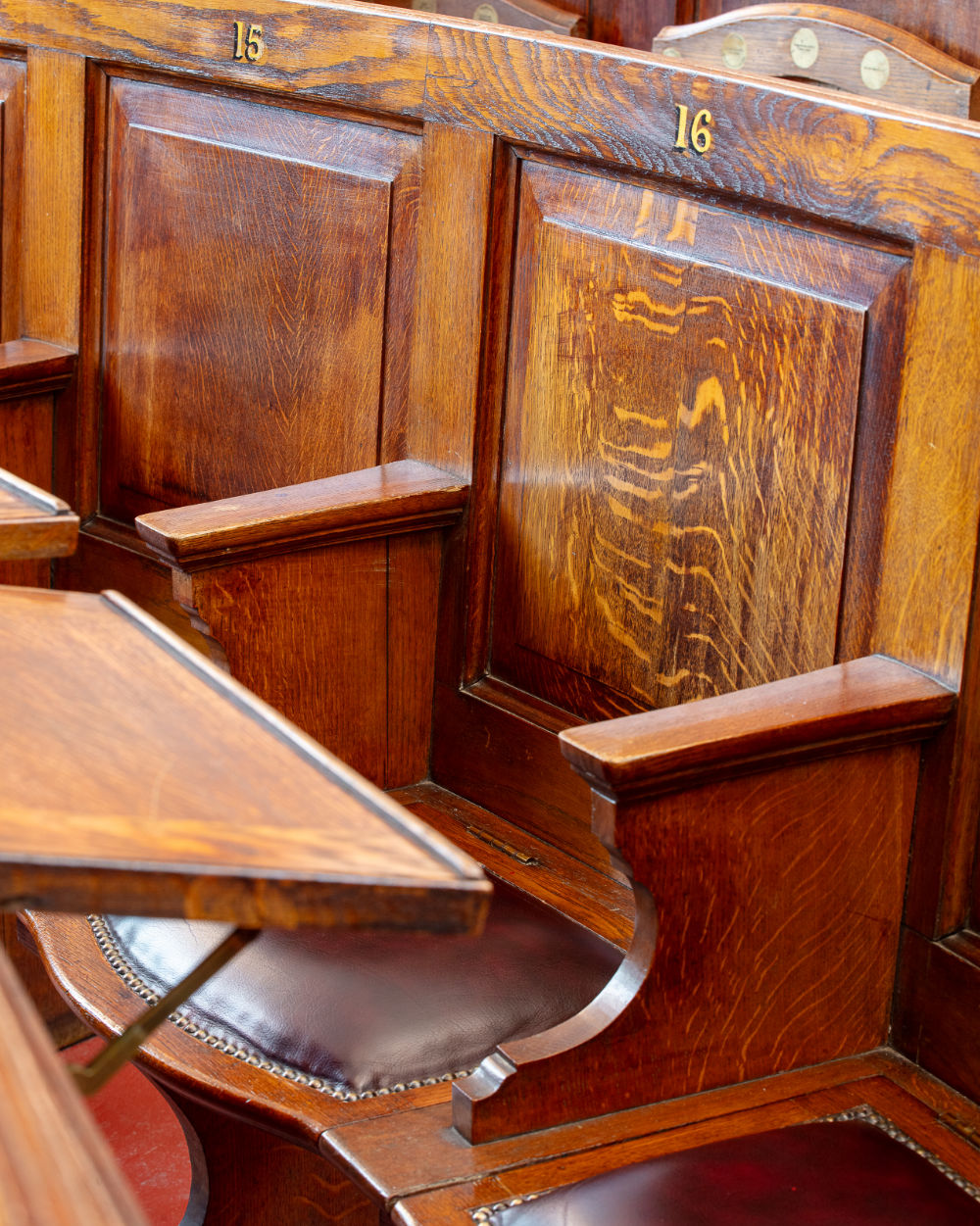 Chairs in the pitmans' parliment.